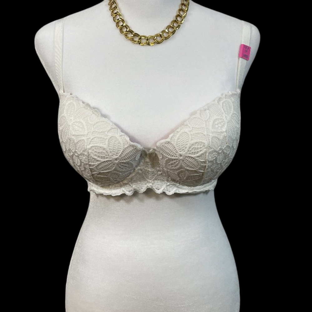 Victoria’s Secret Pink Date Push Up 34DD Bra Lace White Victoria Secret Push-up